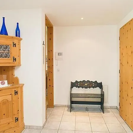 Apartamento Chesa Rosatsch By Interhome