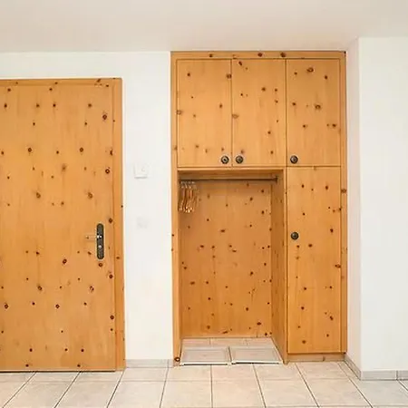 Apartamento Chesa Rosatsch By Interhome *